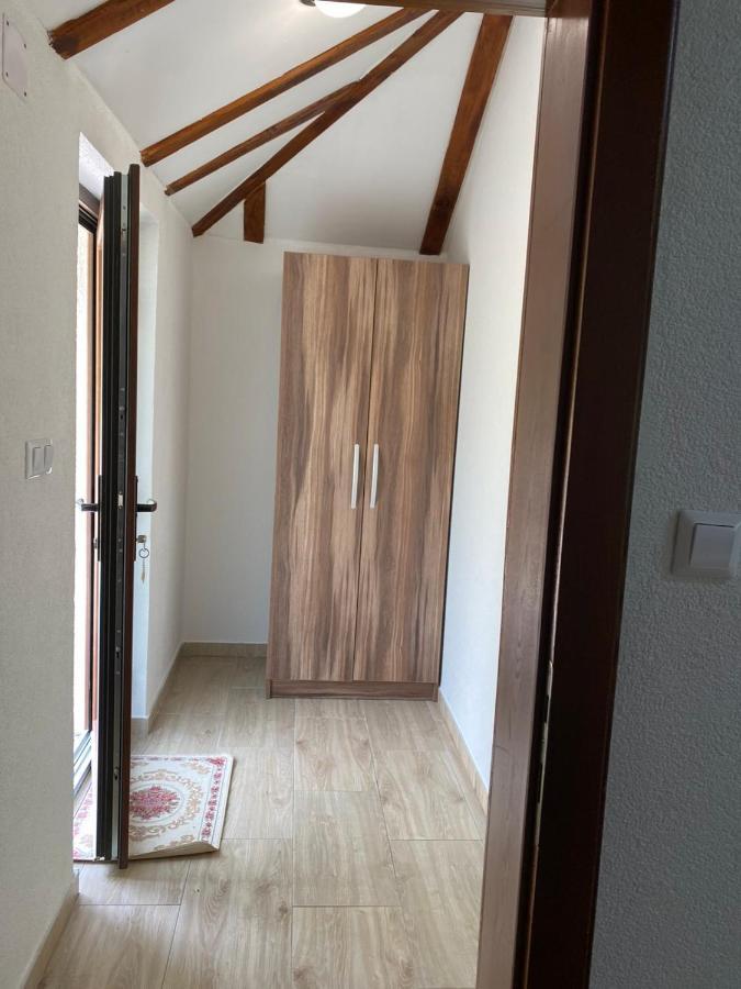 6 New River View Apartments Біхач Екстер'єр фото
