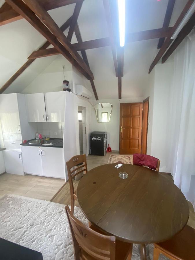 6 New River View Apartments Біхач Екстер'єр фото