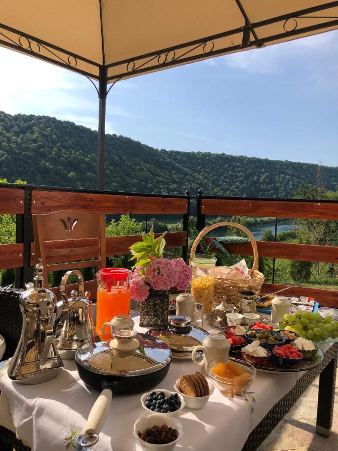 6 New River View Apartments Біхач Екстер'єр фото