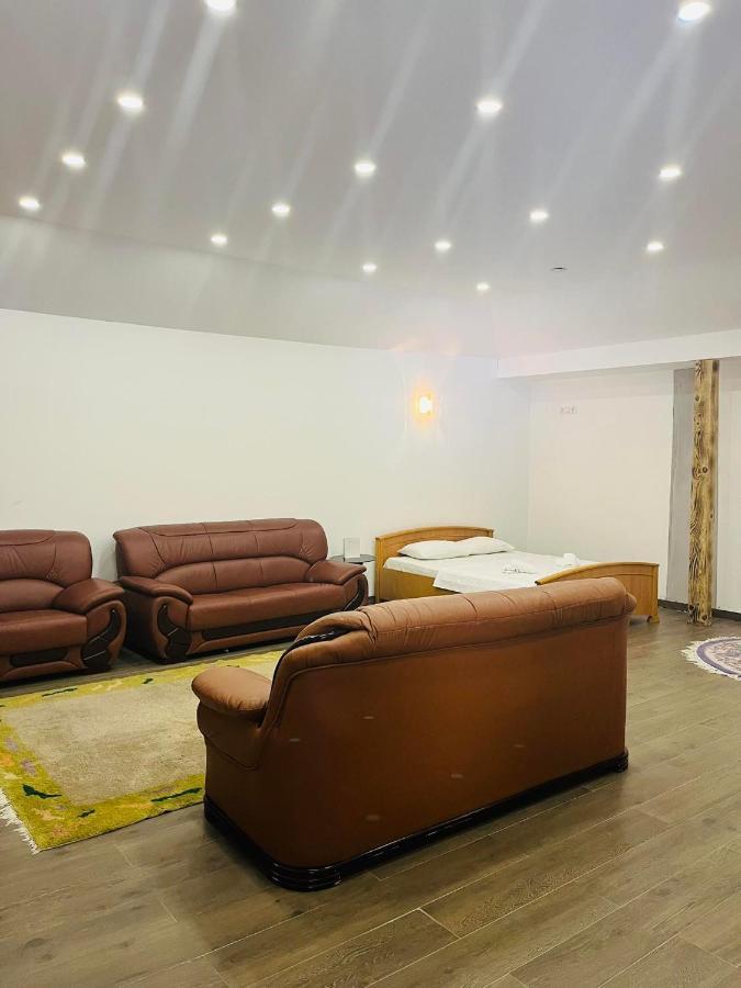 6 New River View Apartments Біхач Екстер'єр фото