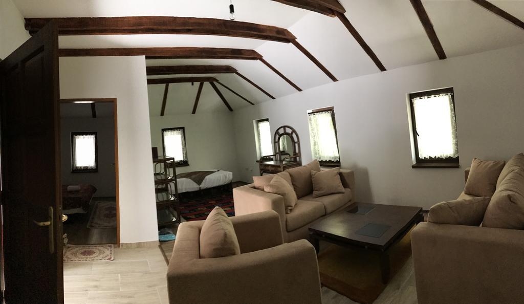 6 New River View Apartments Біхач Екстер'єр фото