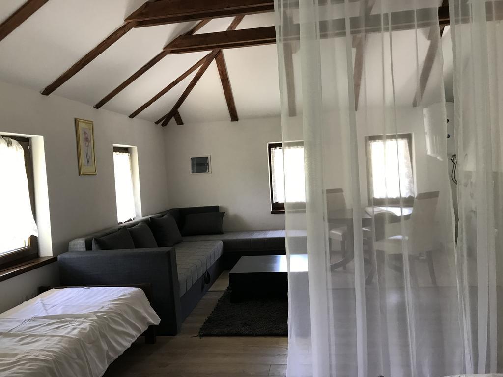 6 New River View Apartments Біхач Екстер'єр фото