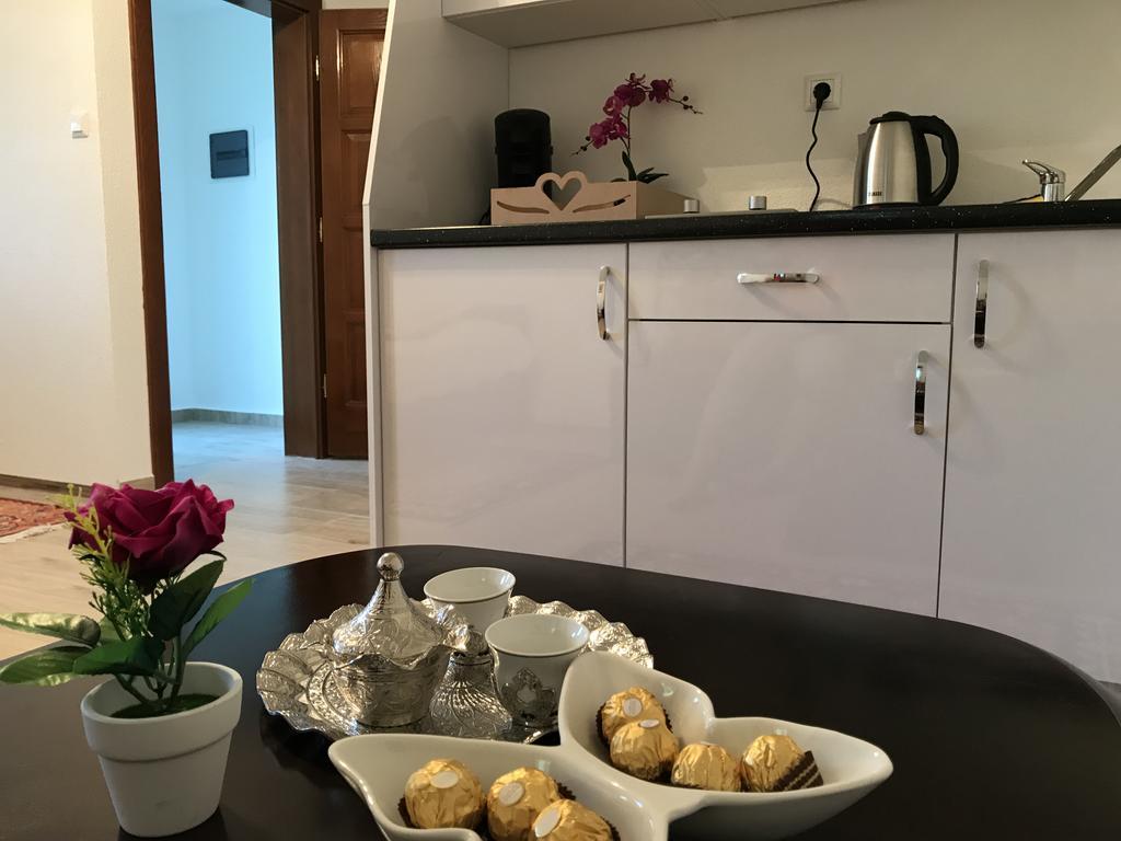 6 New River View Apartments Біхач Екстер'єр фото